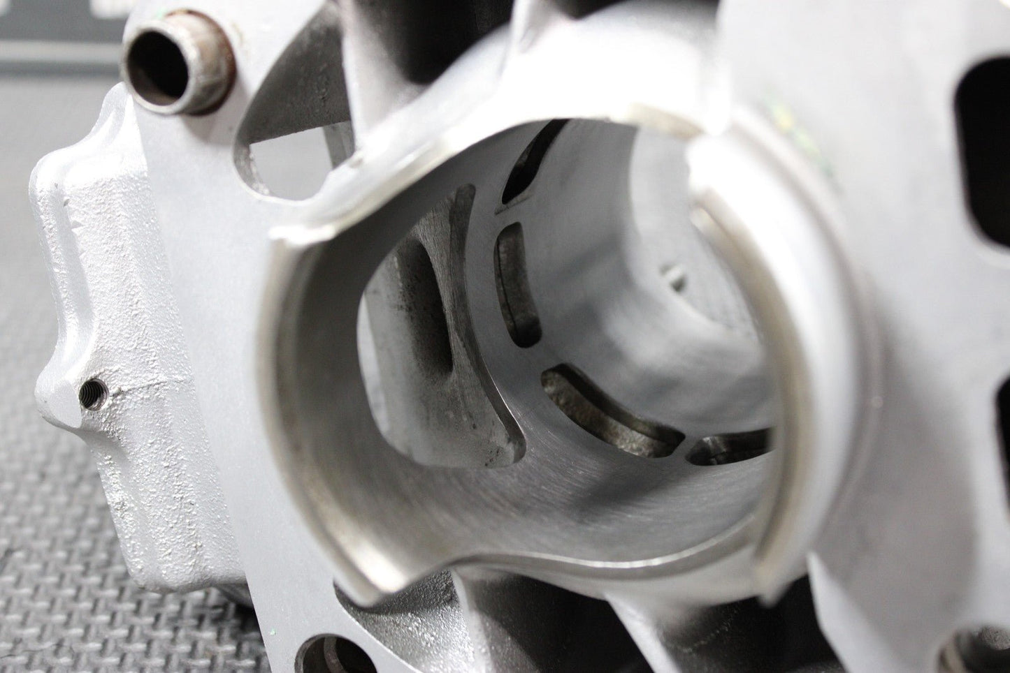 2001 YAMAHA YZ250 OEM SLEEVED STD 66.40MM ENGINE CYLINDER JUG BARREL BORE TOPEND - hggarage