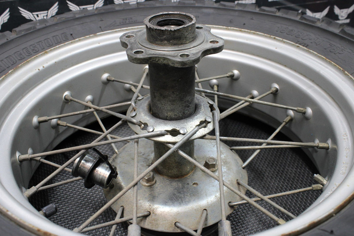 1987 YAMAHA TW200 OEM 14" X 4.50" REAR BACK WHEEL RIM 2JX - 25311 - 00 - 00 - hggarage