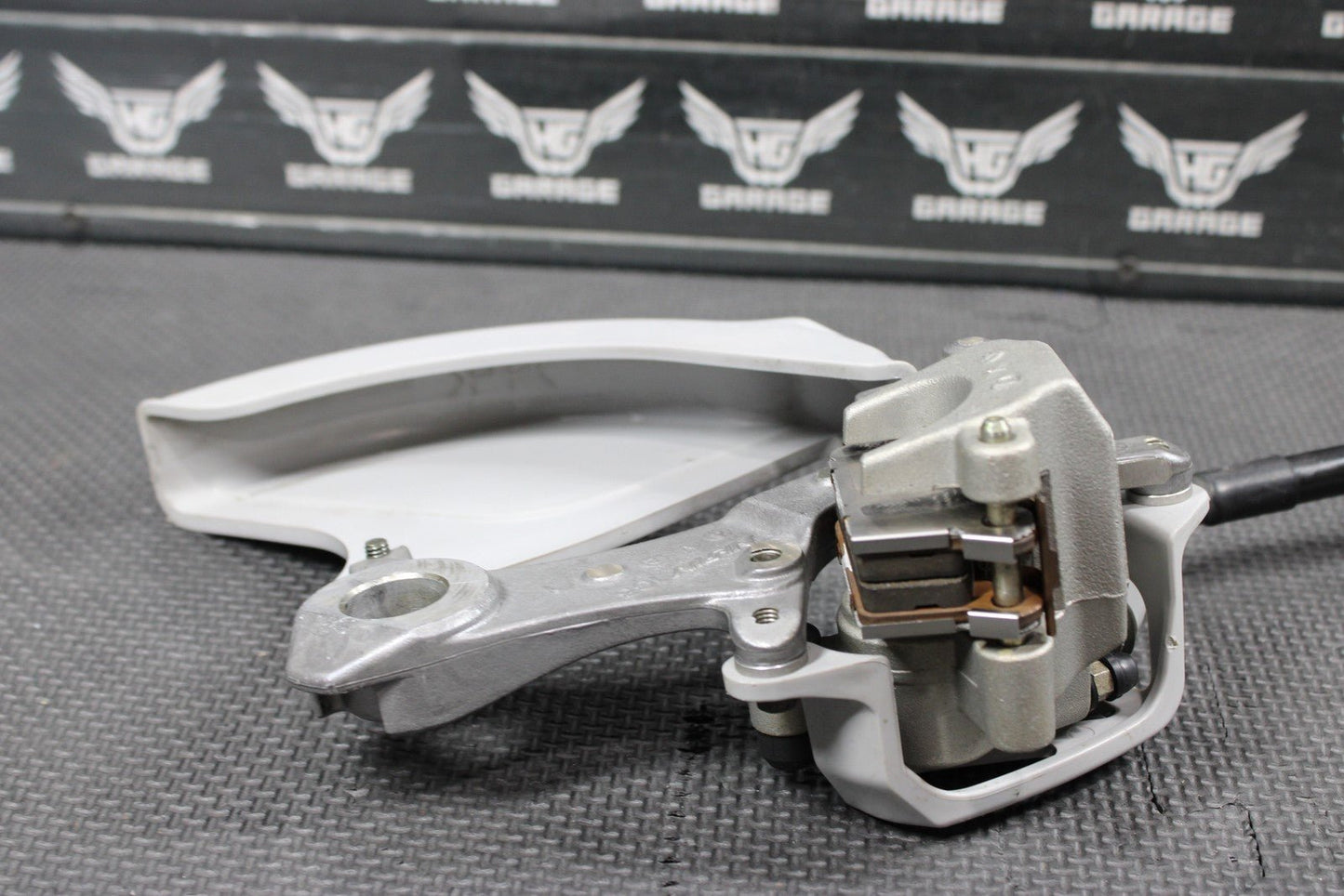 2005 YAMAHA YZ450F OEM NISSIN REAR BACK BRAKE CALIPER MASTER CYLINDER LEVER MINT - hggarage