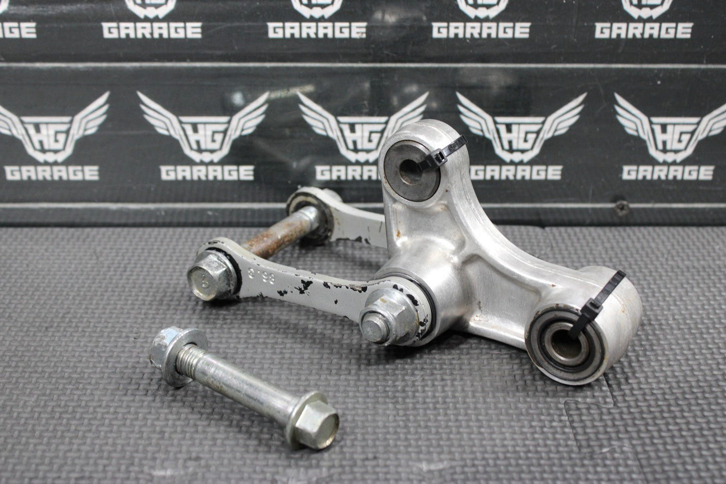 2003 KAWASAKI KX65 02 - 22 OEM REAR SHOCK LINKAGE LINKS 39007 - 1299 46102 - 1432 - hggarage