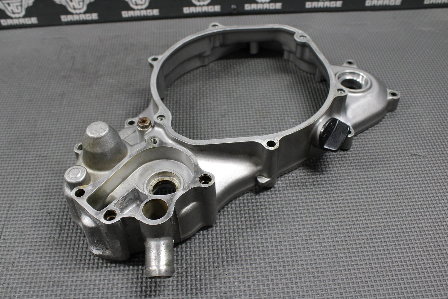 1995 92 - 96 HONDA CR250R OEM ENGINE RIGHT CASE INNER CLUTCH COVER 11341 - KZ3 - 890 - hggarage