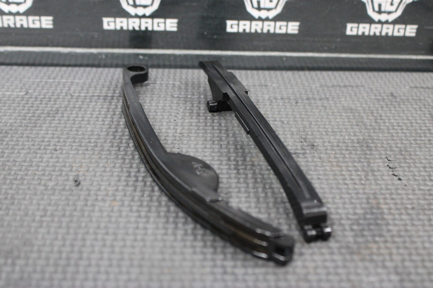 2000 YAMAHA TTR125L OEM CAM CHAIN CAMSHAFT TENSIONER GUIDES TOPEND HARDWARE DOWS - hggarage