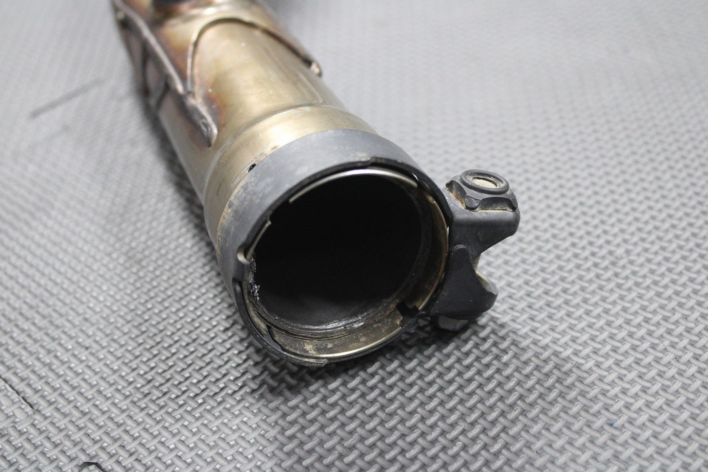 2019 SUZUKI 19 - 25 RMZ250 OEM MUFFLER EXHAUST SILENCER SLIP ON PIPE 14310 - 46K10 - hggarage