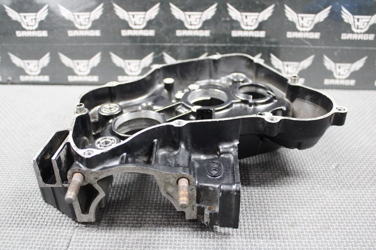 1988 HONDA CR125R OEM RIGHT ENGINE MOTOR CRANKCASE CRANK CASE 111A0 - KS6 - 830 GOOD - hggarage
