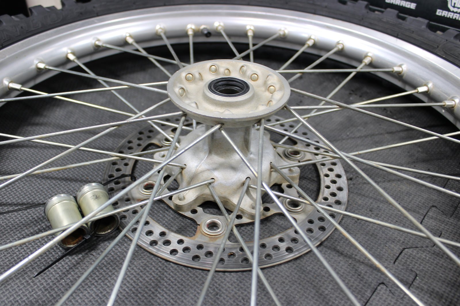 2004 Suzuki RM250 OEM Excel 21" Front Wheel Rim Hub 54111 - 36E00 55311 - 28C01 - hggarage