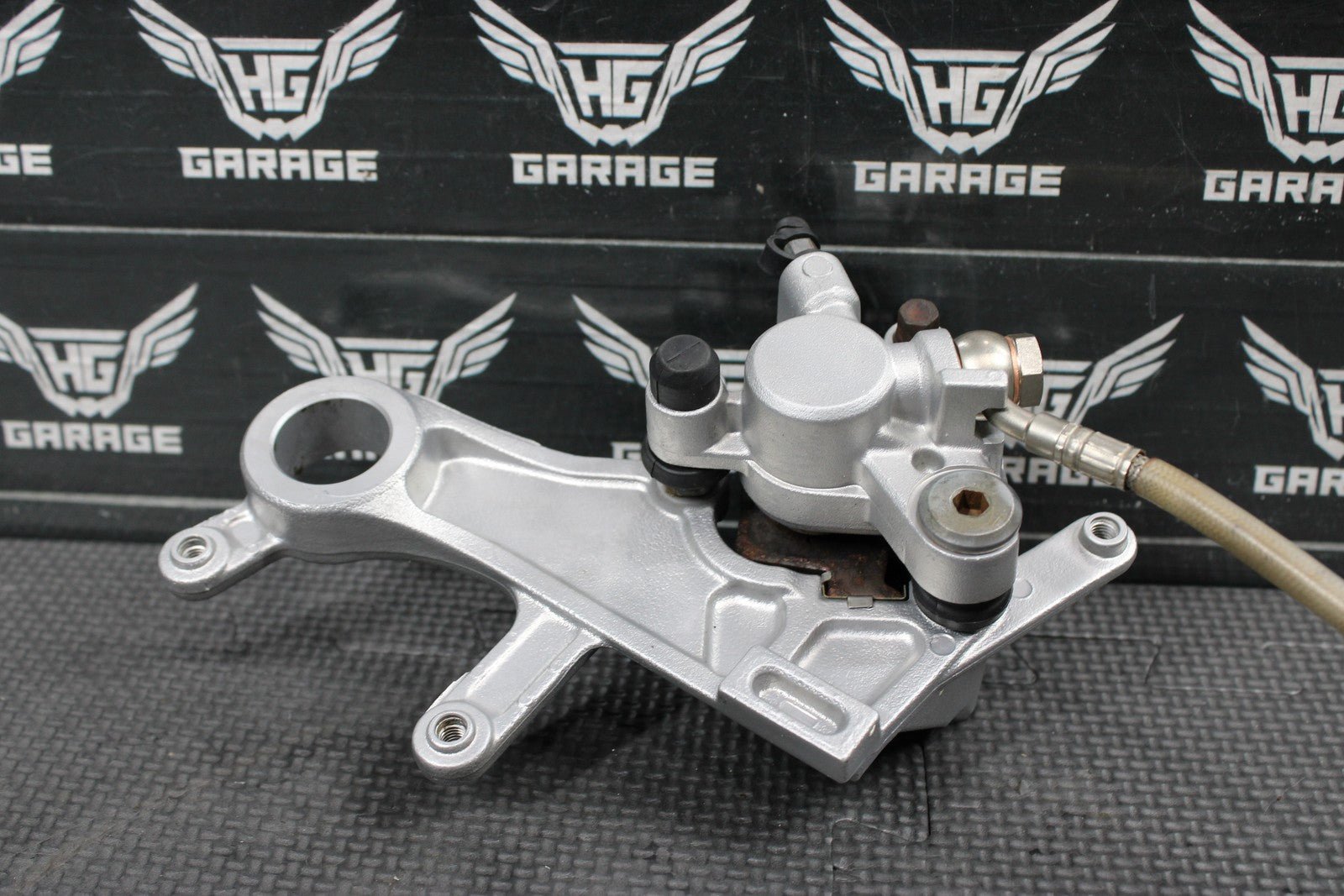 2007 05 - 07 HONDA CRF450R OEM NISSIN REAR BACK BRAKE CALIPER MASTER CYLINDER NICE - hggarage
