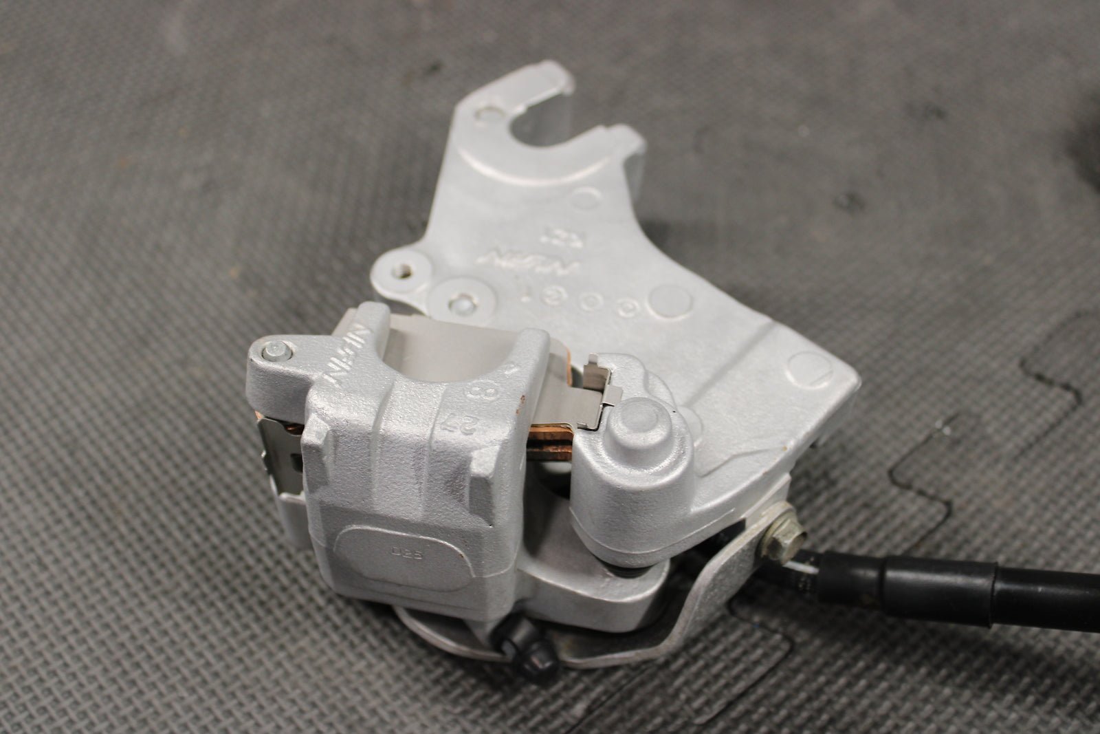 2001 Honda XR250R OEM Nissin Rear Back Brake Caliper Master Cylinder Lever - hggarage
