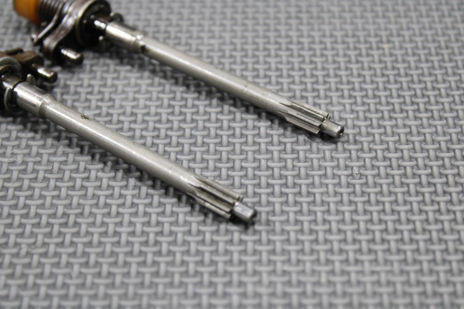 1988 HONDA CR250R OEM EXHAUST POWER VALVE POWERVALVE ARM SHAFT TOP END SET NICE! - hggarage