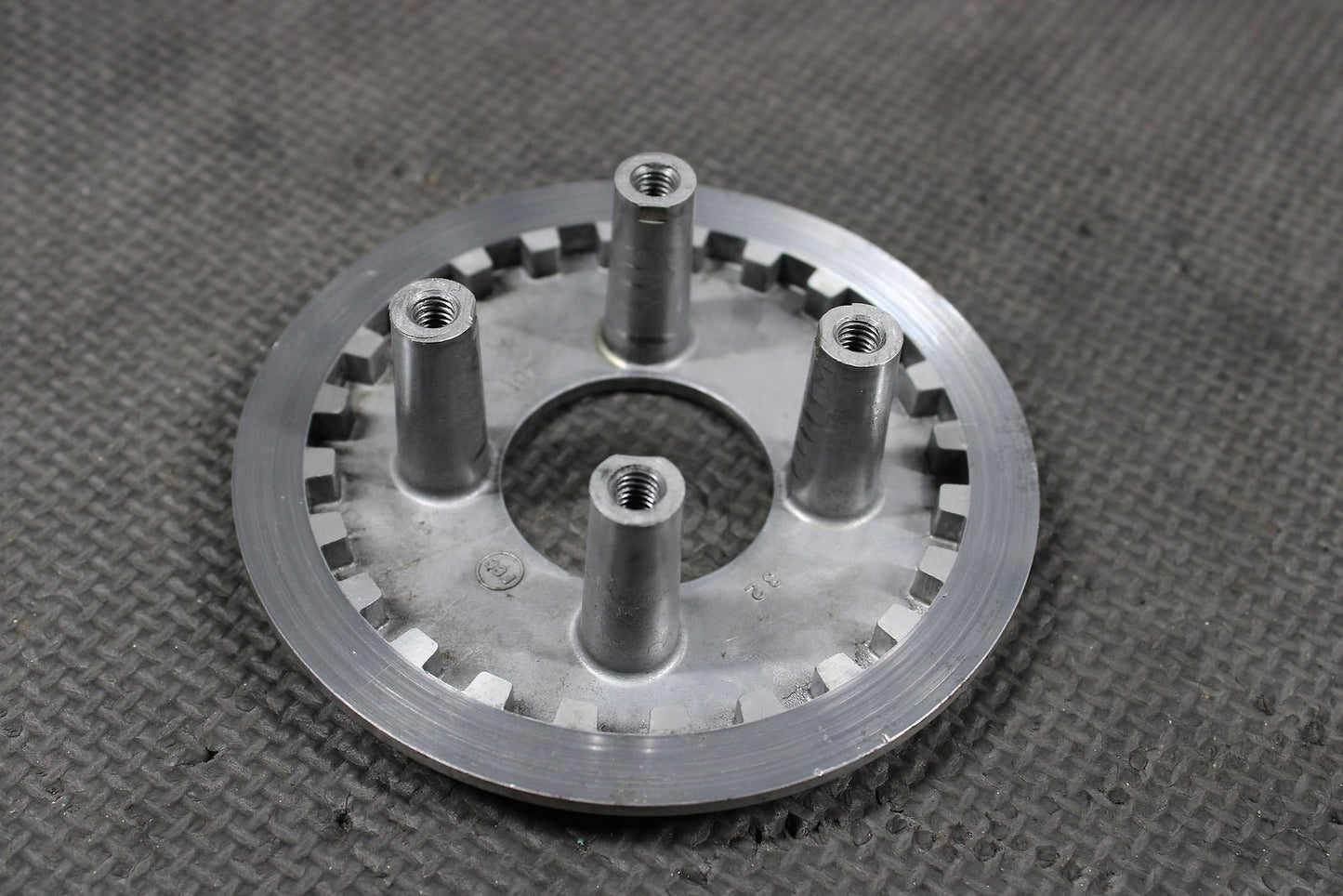 2002 Honda XR200R OEM Complete Clutch W Plates Basket Hub 22100 - 437 - 020 22121 - Kc - hggarage