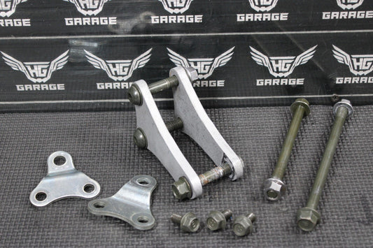 2005 YAMAHA 04 - 05 YZ450F OEM ENGINE MOTOR MOUNT STAY BRACKETS - hggarage
