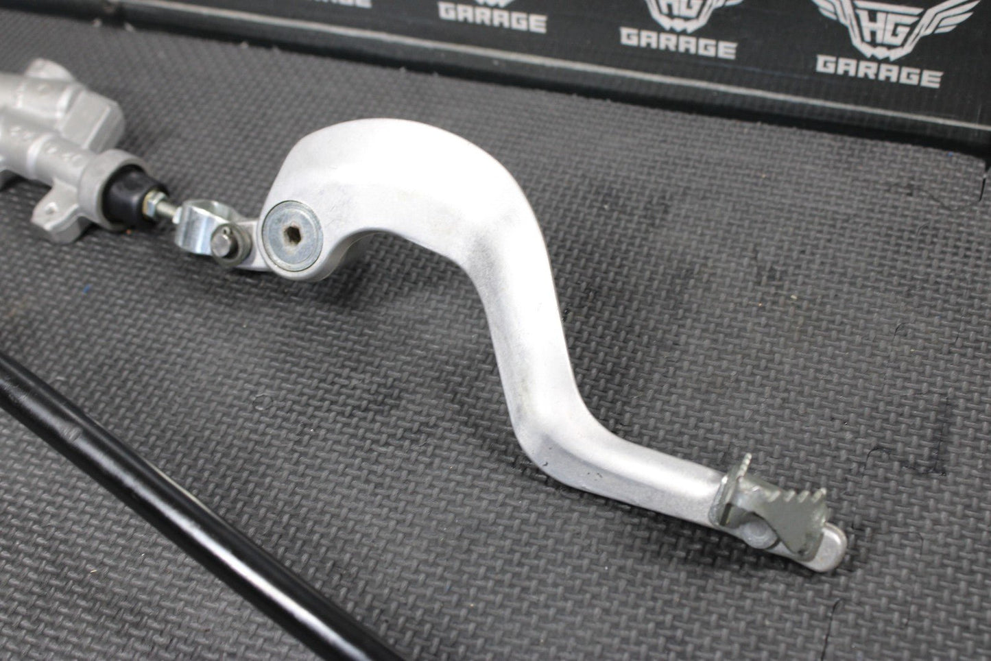 2005 YAMAHA YZ450F OEM NISSIN REAR BACK BRAKE CALIPER MASTER CYLINDER LEVER MINT - hggarage