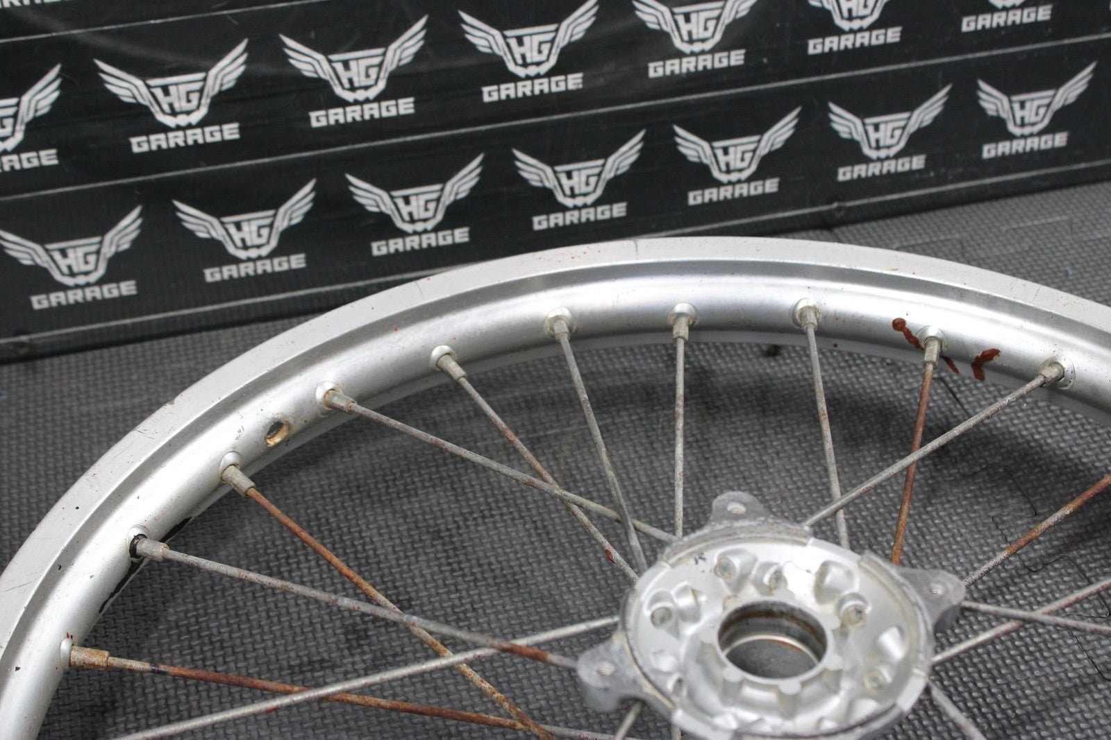 2001 HONDA 96 - 02 CR80RB 19" BIGWHEEL OEM FRONT WHEEL RIM HUB 44650 - GBF - 861 - hggarage