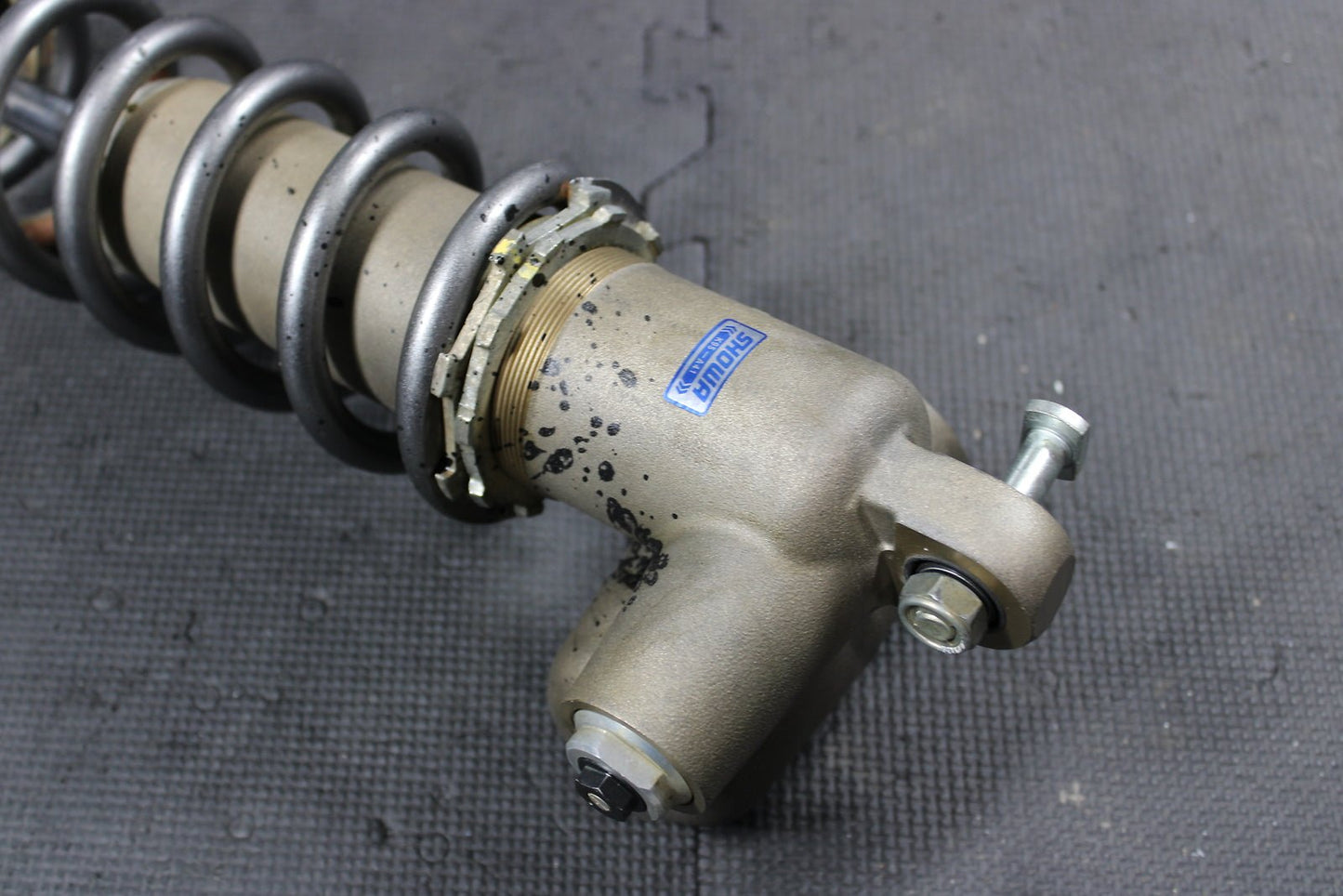 2019 HONDA CRF250R OEM REAR BACK SHOCK ABSORBER SUSPENSION 52400 - K95 - A41 GOOD! - hggarage