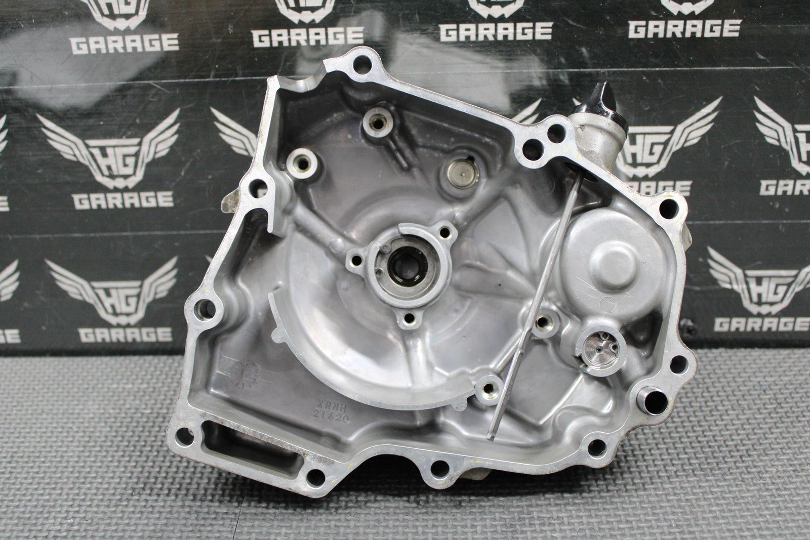 2013 10 - 17 HONDA CRF250R OEM LEFT STATOR GENERATOR MAGNETO COVER 11340 - KRN - B10 - hggarage