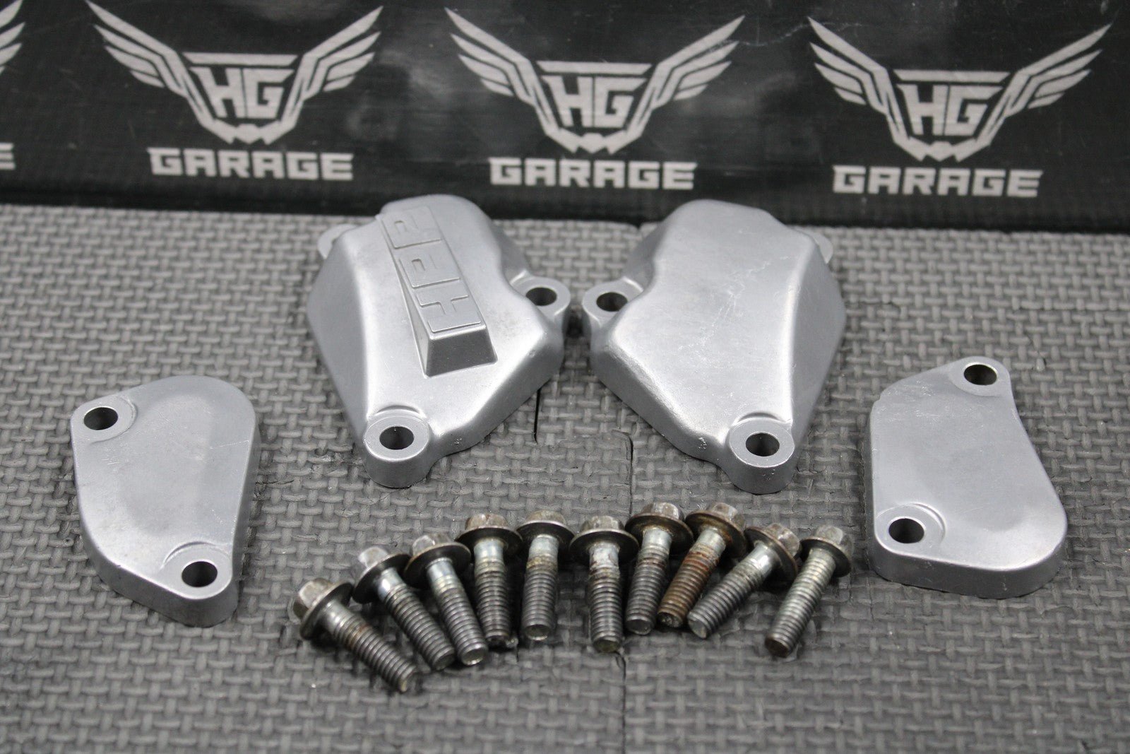 1988 88 - 91 HONDA CR250R OEM EXHAUST POWERVALVE CYLINDER SIDE COVERS TOP & SIDES - hggarage