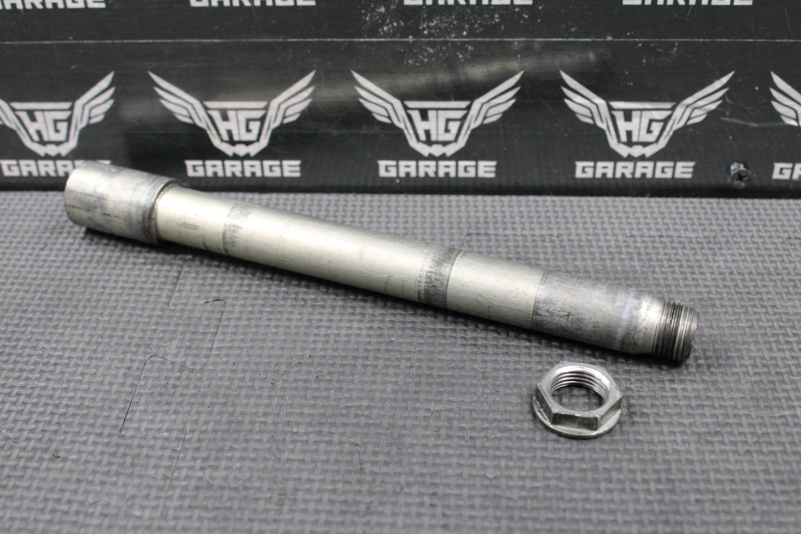 2014 KAWASAKI 04 - 14 KX250F OEM FRONT WHEEL RIM AXLE PIVOT BOLT 41068 - 0004 - hggarage