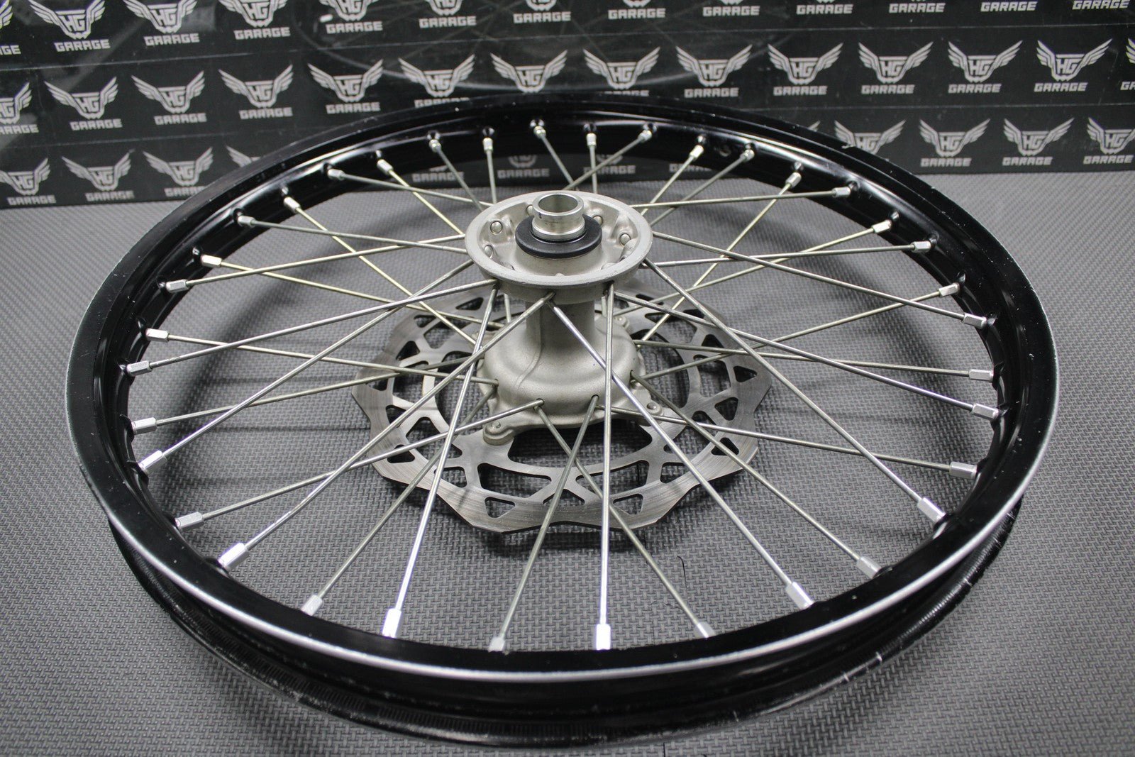 2020 SUZUKI RMZ250 RMZ450 OEM BLACK FRONT WHEEL RIM HUB ROTOR 54100 - 37K00 GOOD! - hggarage