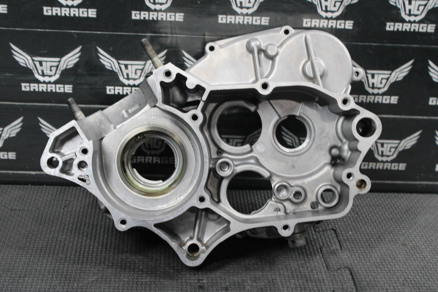2012 KAWASAKI 08 - 13 KX85 OEM LEFT RIGHT ENGINE MOTOR CRANKCASE CASES BLOCK - hggarage