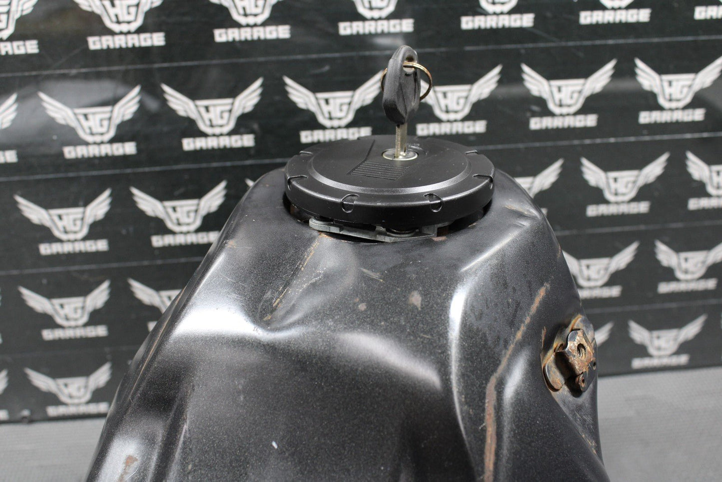 2009 2010 KAWASAKI KLX250SF KLX250 OEM GAS FUEL TANK CELL RESEVOIR 51086 - 5064 - 25 - hggarage