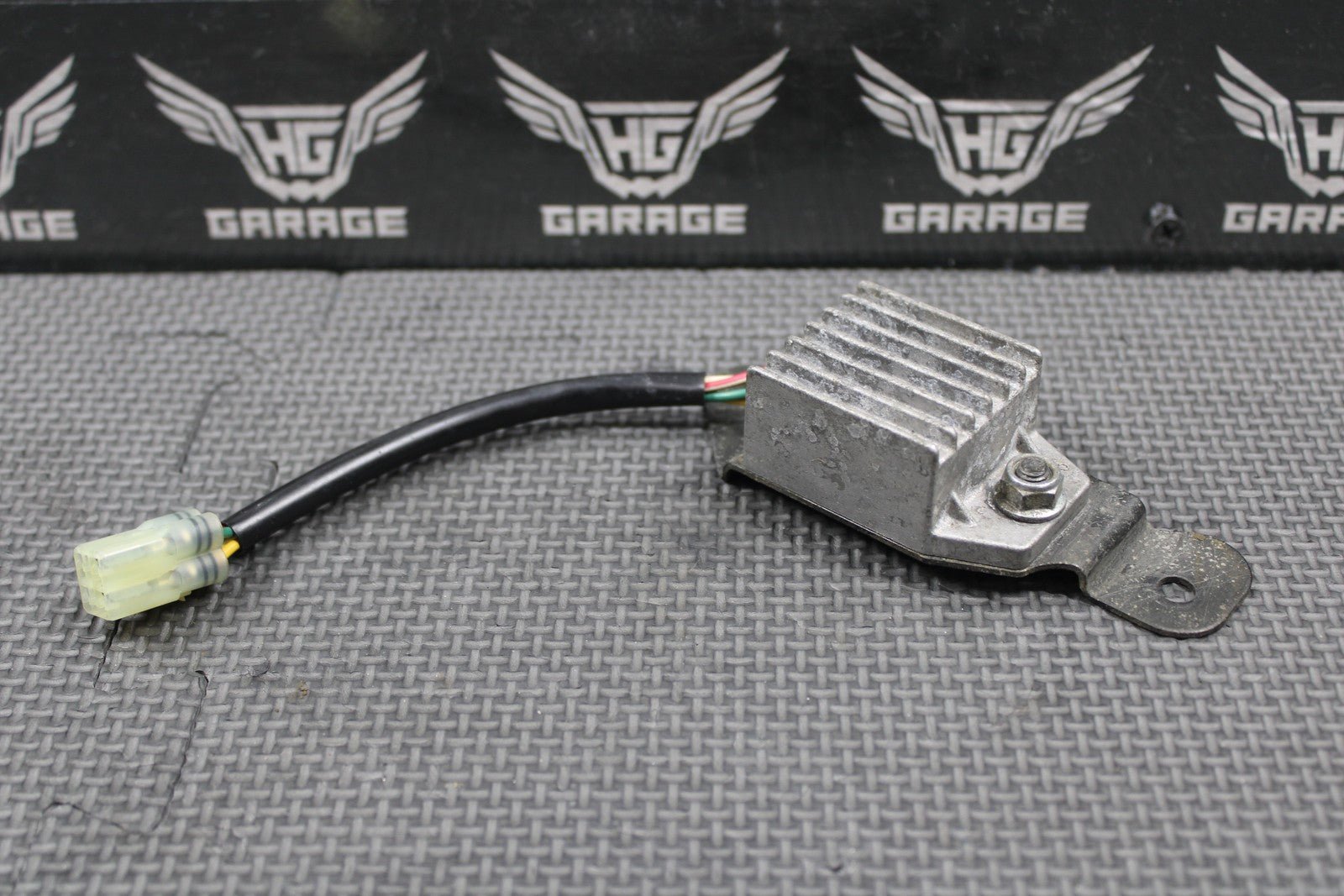2006 HONDA CRF450X 05 - 17 OEM RECTIFIER VOLTAGE REGULATOR 31600 - MEY - 671 - hggarage