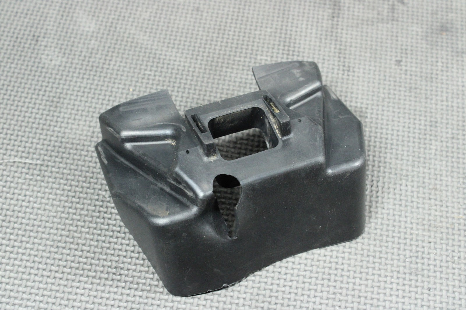 47568837