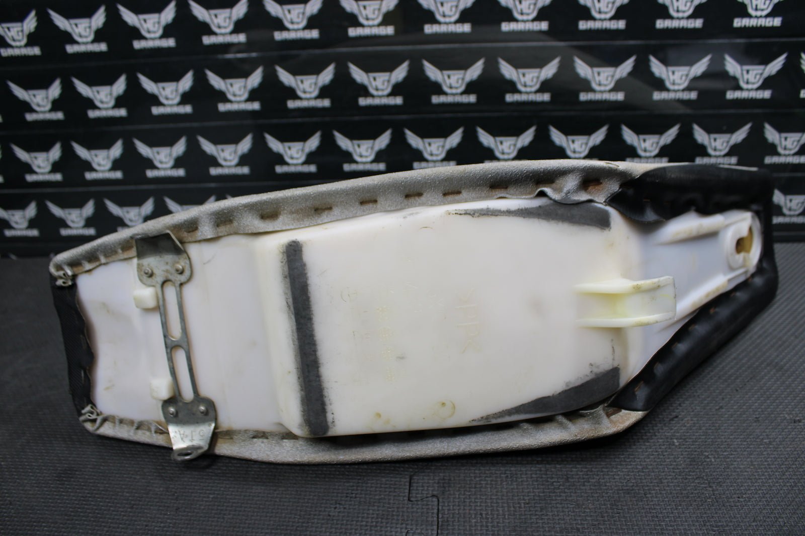 2009 Yamaha YZ250F YZ450F OEM Seat Saddle Foam Cover Pan 34P - 24710 - 01 - 00 - hggarage
