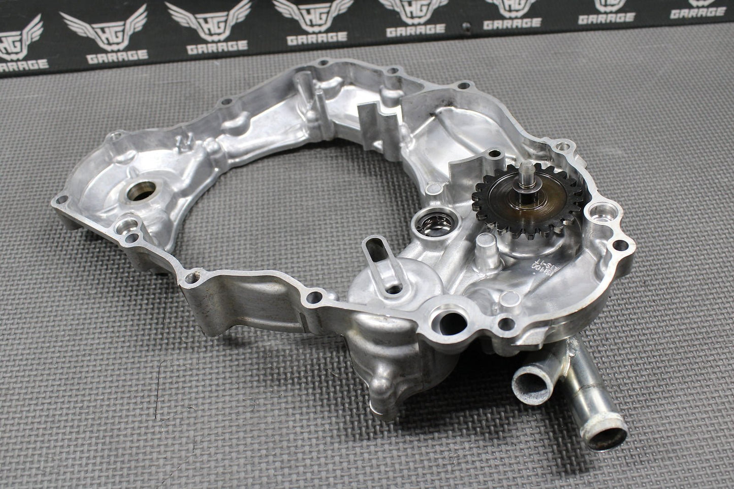 2019 YAMAHA 15 - 19 YZ250FX OEM RIGHT SIDE CASE INNER CLUTCH COVER WATER PUMP NICE - hggarage