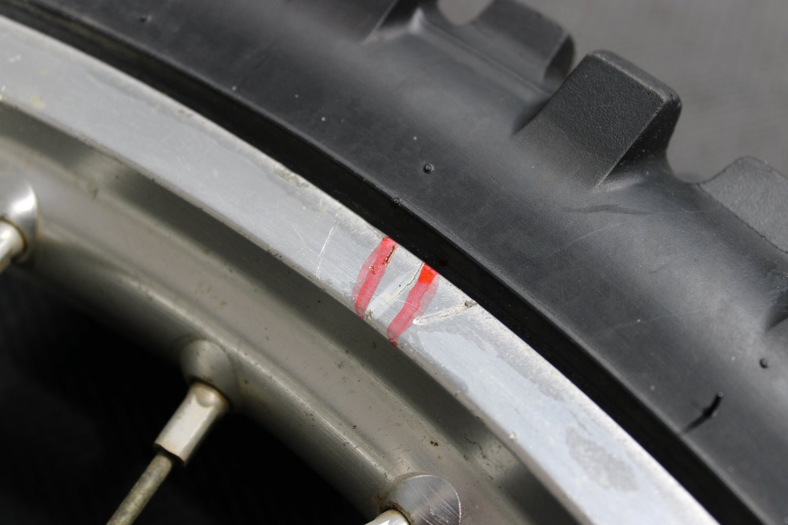 2003 HONDA CR125R CR250R CRF250R CRF450R OEM D.I.D FRONT WHEEL RIM 44650 - KZ4 - 810 - hggarage