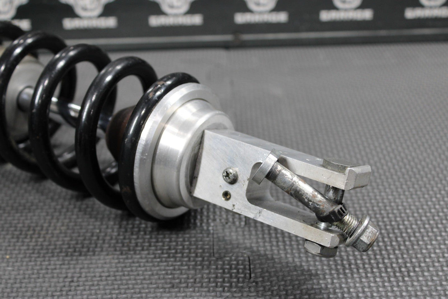 2014 KAWASAKI KX250F OEM REAR BACK SHOCK ABSORBER SUSPENSION 45014 - 0416 - 23P GOOD - hggarage