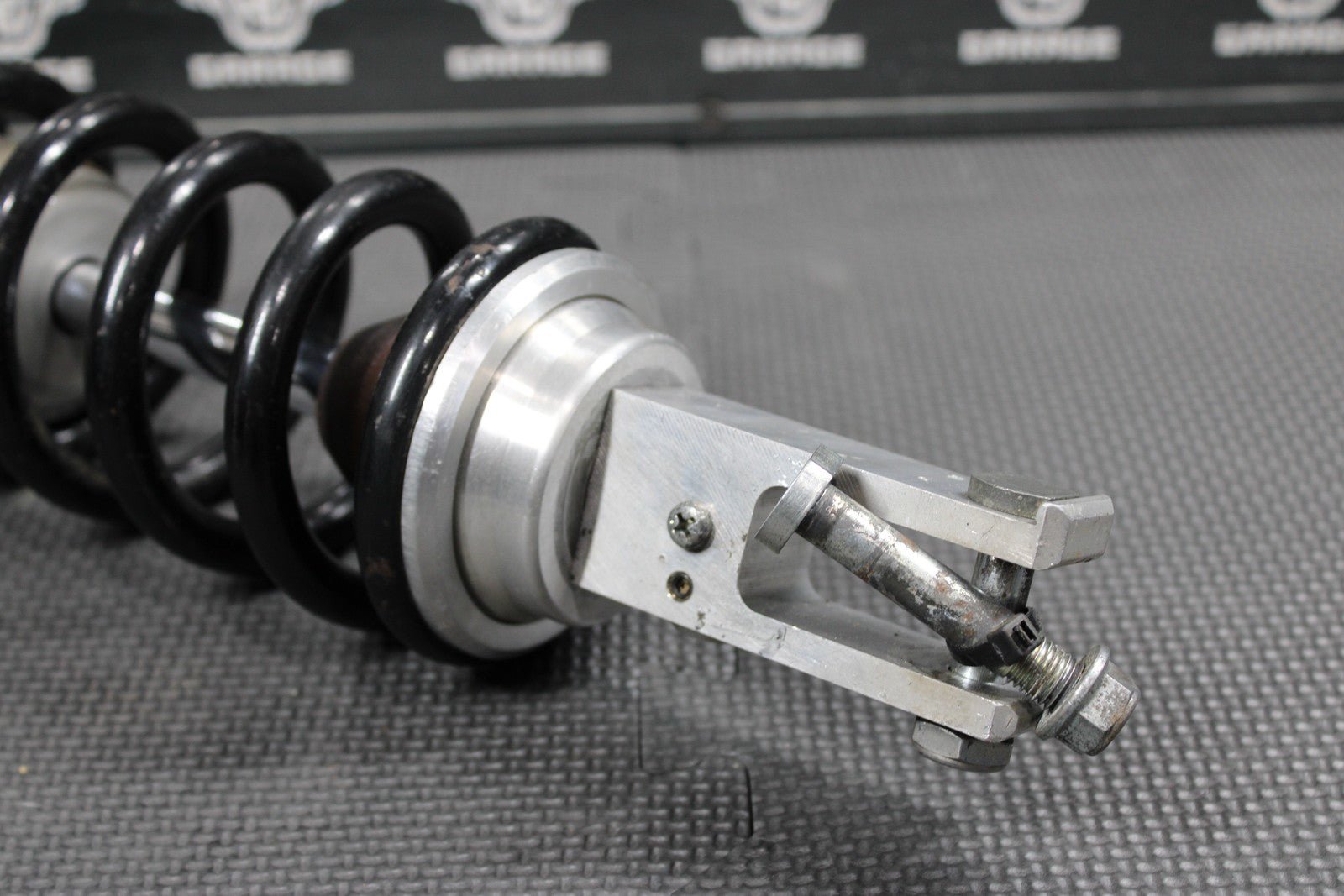2014 KAWASAKI KX250F OEM REAR BACK SHOCK ABSORBER SUSPENSION 45014 - 0416 - 23P GOOD - hggarage
