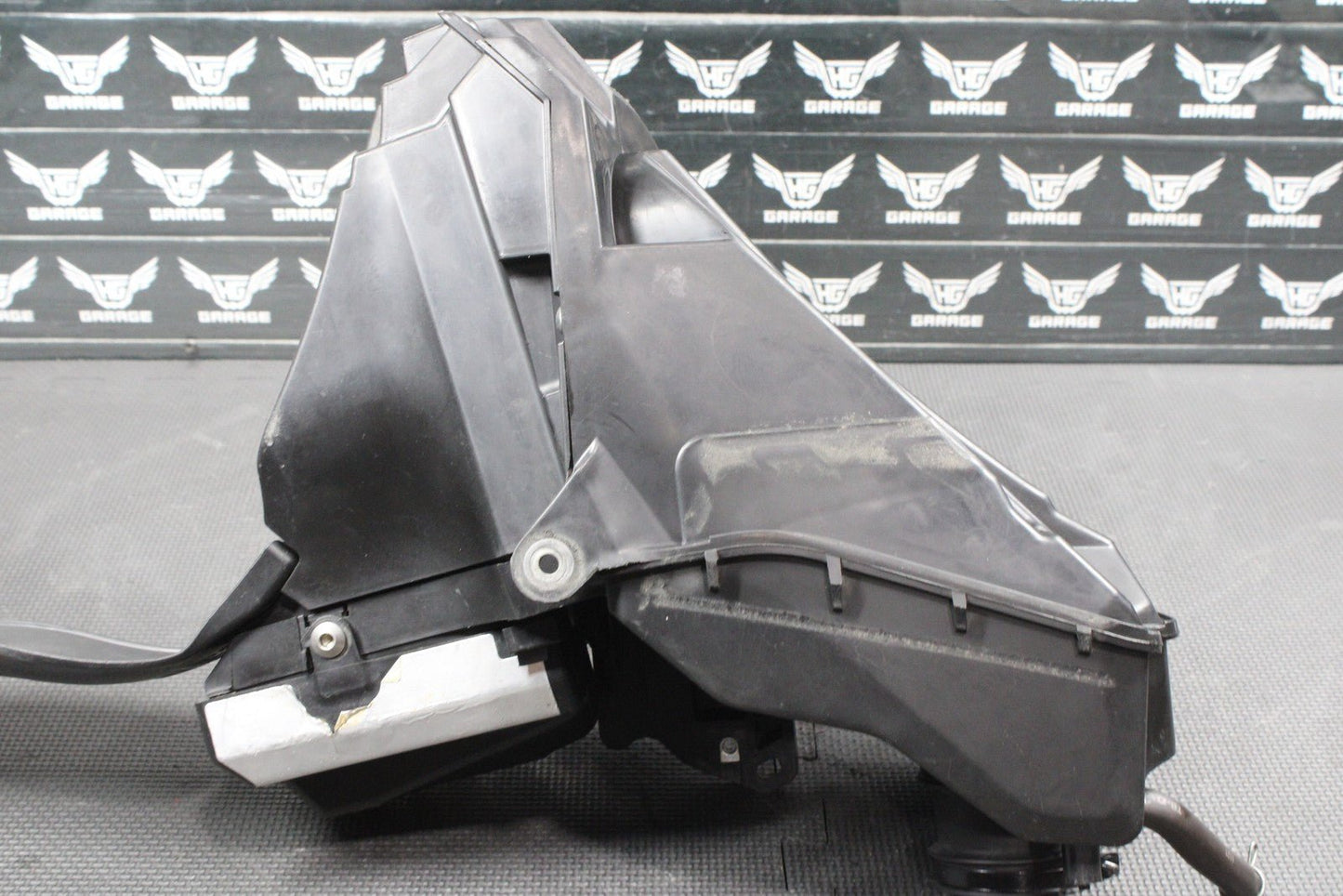 2023 HONDA CRF250R OEM AIRBOX INTAKE AIR CLEANER CASE HOUSING ELEMENT COMPLETE - hggarage