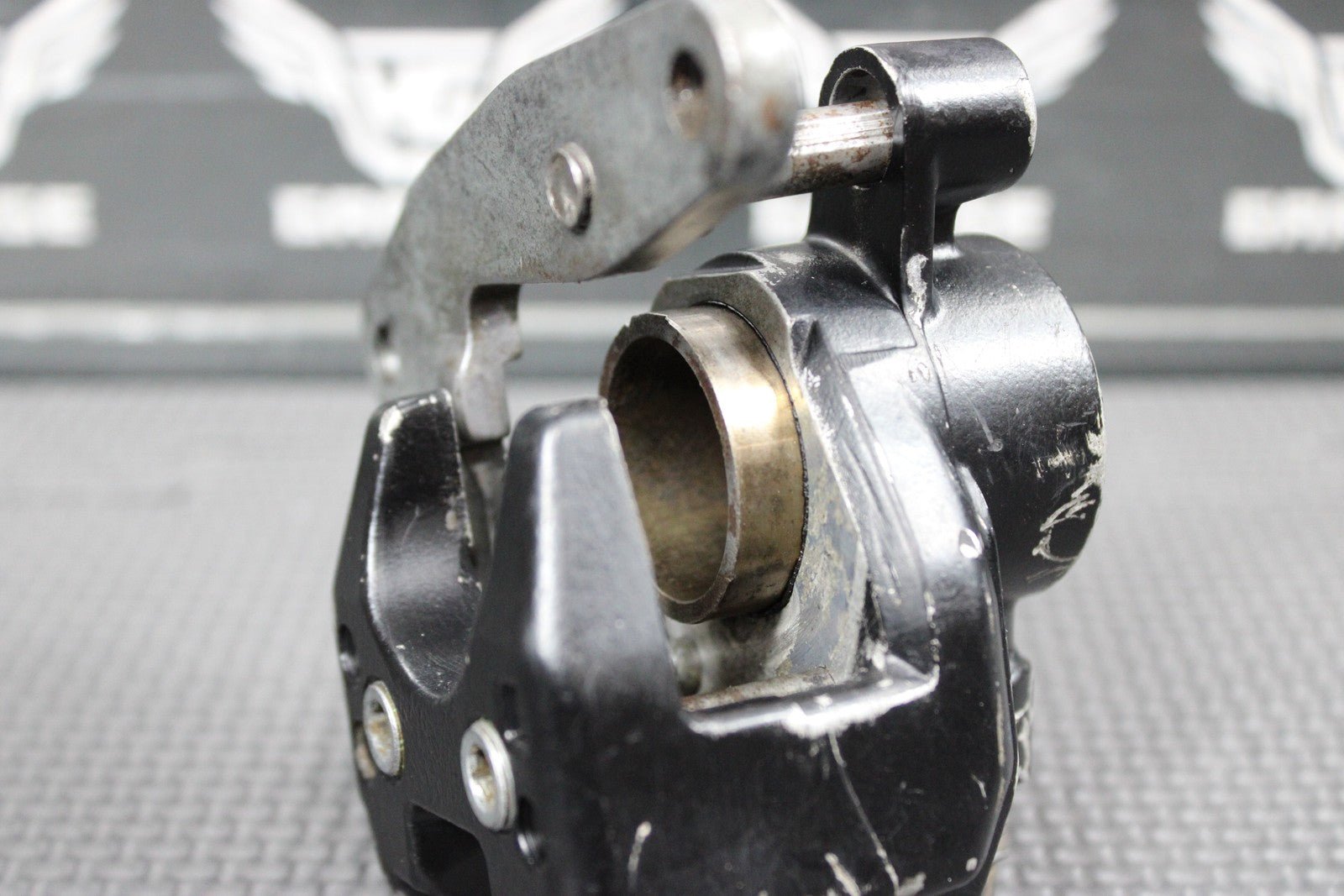1991 86 - 91 HONDA CR80R OEM FRONT BRAKE CALIPER 45100 - GC4 - 604 - hggarage