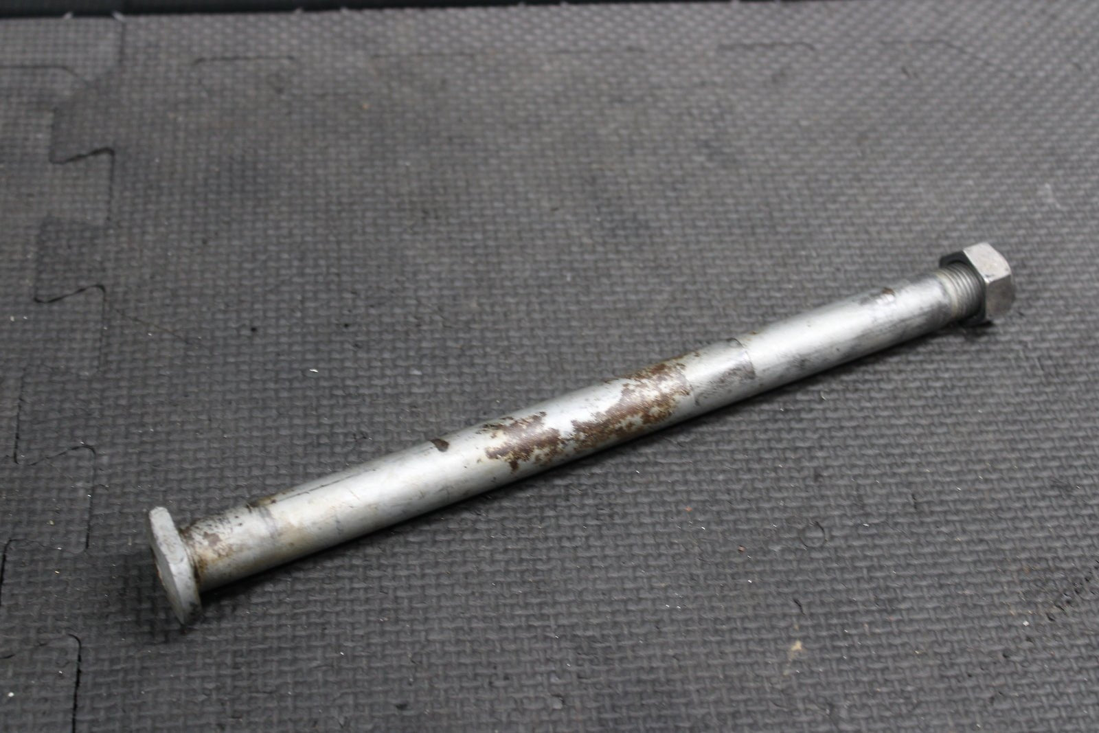 2011 KAWASAKI KX250F OEM FRONT REAR AXLE BACK WHEEL RIM SWINGARM PIVOT BOLT AXLE - hggarage