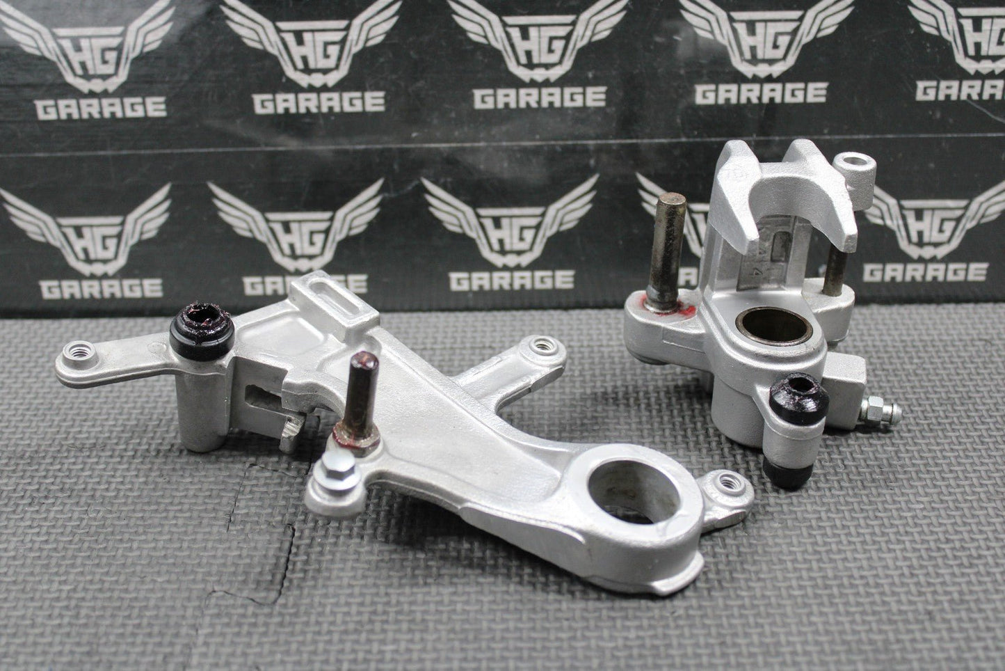 2008 HONDA 05 - 17 CRF250R 05 - 07 CR250R OEM REAR BACK BRAKE CALIPER 43150 - KRN - 711 - hggarage
