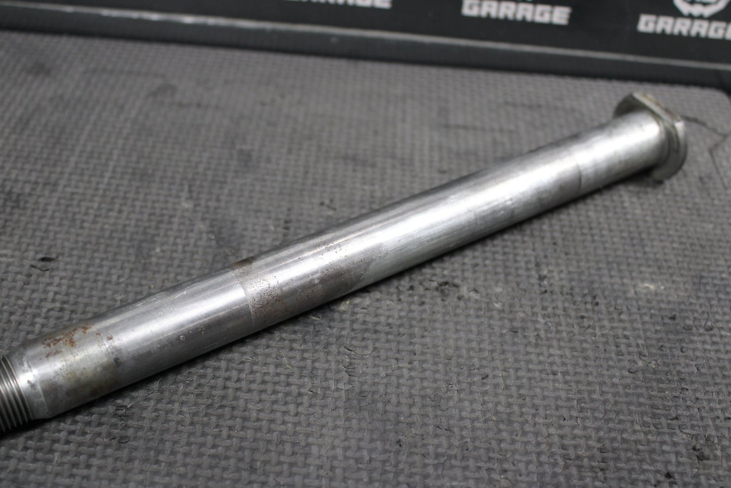 2006 Yamaha YZ450F OEM Rear Axle Back Wheel Rim Pivot Bolt Axel 1C3 - 25381 - 90 - 00 - hggarage