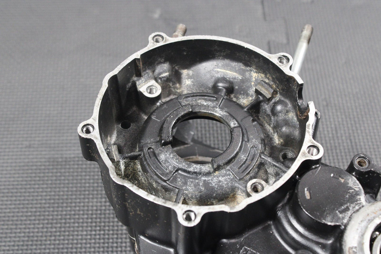 1986 KAWASAKI KDX200 86 - 87 OEM LEFT RIGHT ENGINE MOTOR CRANKCASE CRANK CASES - hggarage