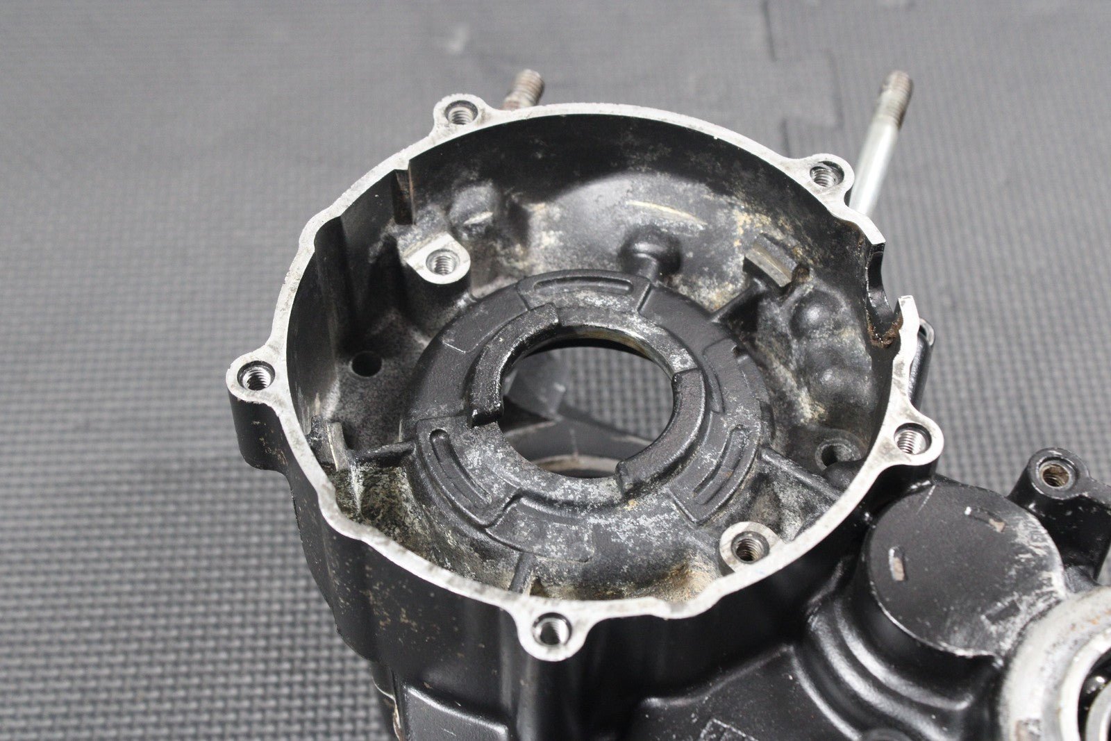 1986 KAWASAKI KDX200 86 - 87 OEM LEFT RIGHT ENGINE MOTOR CRANKCASE CRANK CASES - hggarage