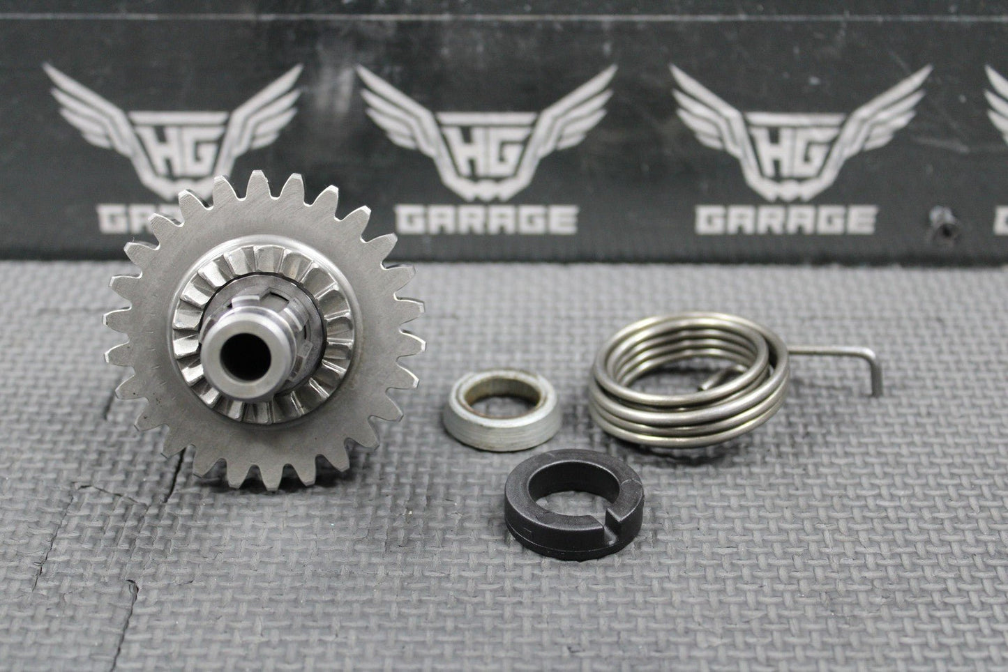 2003 KTM 98 - 16 125 200 SX OEM KICKSTART KICK START SHAFT W GEAR 50333050000 - hggarage