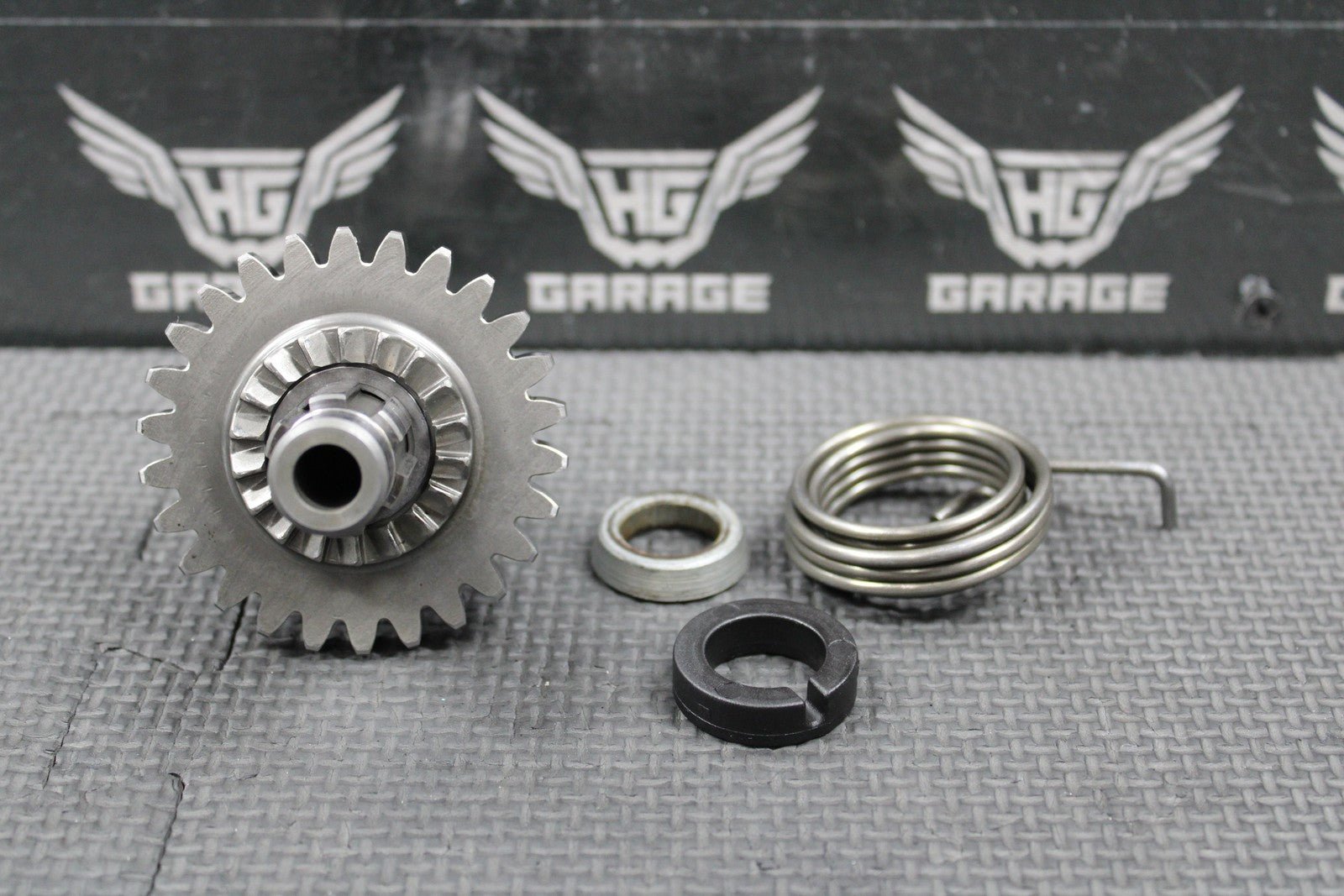 2003 KTM 98 - 16 125 200 SX OEM KICKSTART KICK START SHAFT W GEAR 50333050000 - hggarage