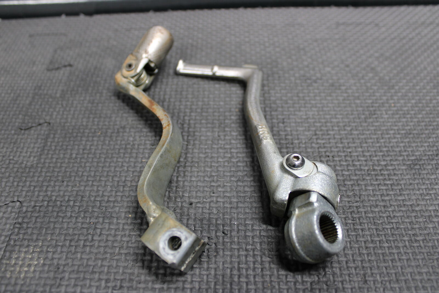 2018 YAMAHA YZ65 OEM KICKSTART KICK START PEDAL SHIFT LEVER BR8-15620-00-00