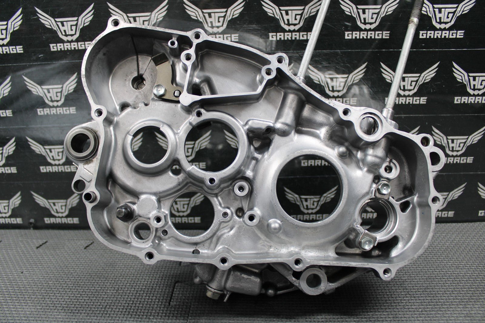 2008 HONDA CRF250R OEM RIGHT ENGINE CRANKCASE CRANK CASE 11100 - KRN - A10 GOOD! - hggarage
