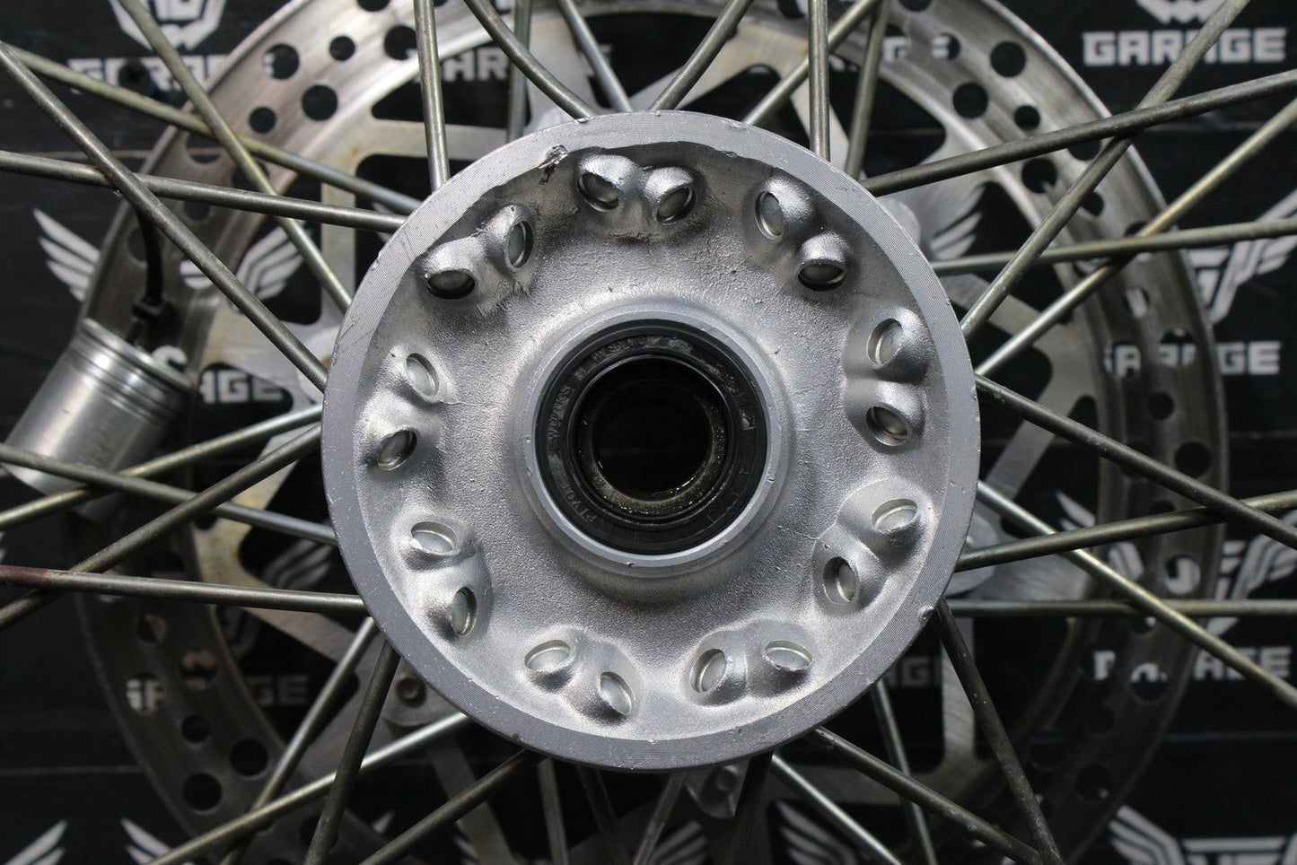 2001 YAMAHA YZ250F OEM FRONT WHEEL RIM 4SS - 25111 - 01 - 00 94416 - 21002 - 00 - hggarage