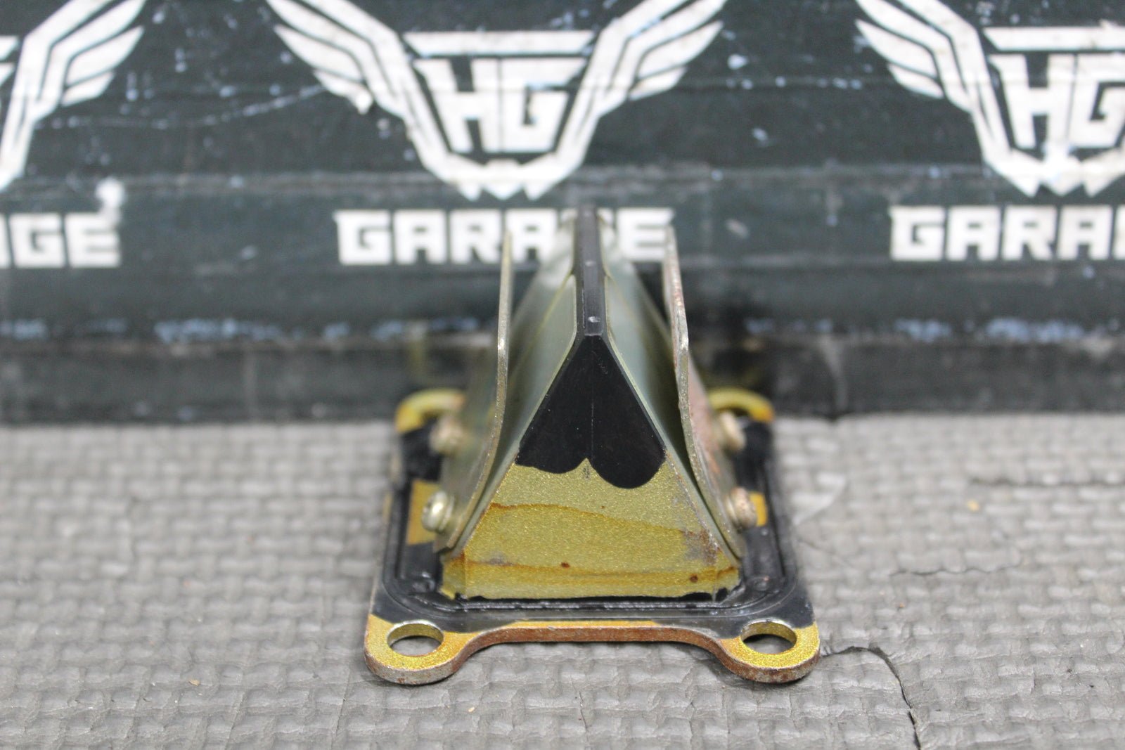 2003 KAWASAKI KX65 OEM INTAKE REED BLOCK ASSEMBLY 12021 - 1015 16065 - 1366 - hggarage