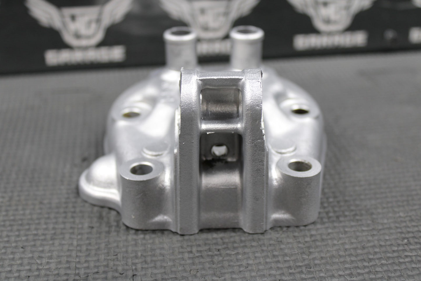 1990 KAWASAKI KX125 OEM ENGINE MOTOR CYLINDER HEAD COVER CAP DOME 11001 - 1316 - hggarage