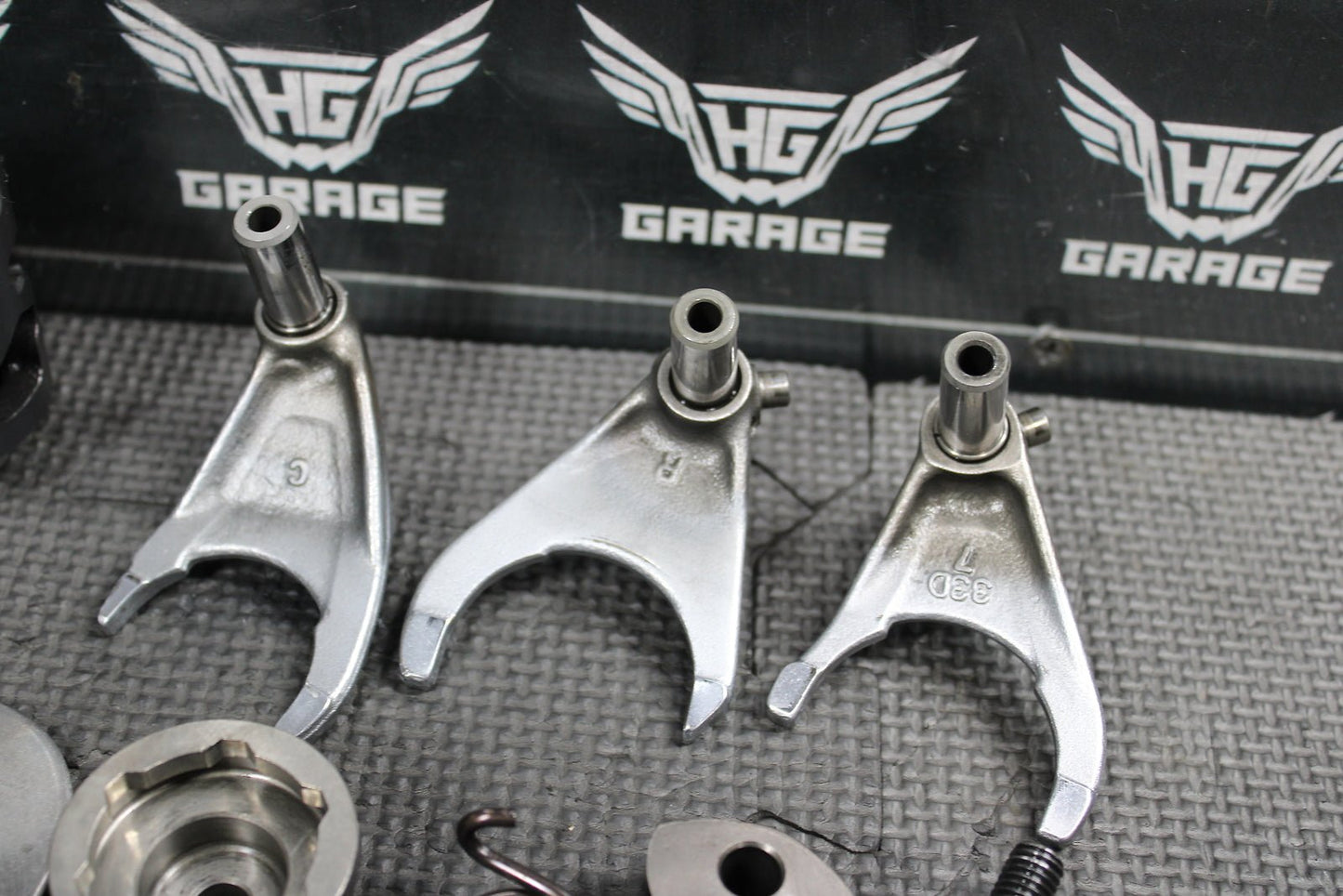 2010 Yamaha YZ450F OEM Engine Transmission Tranny Assembly Gears - hggarage