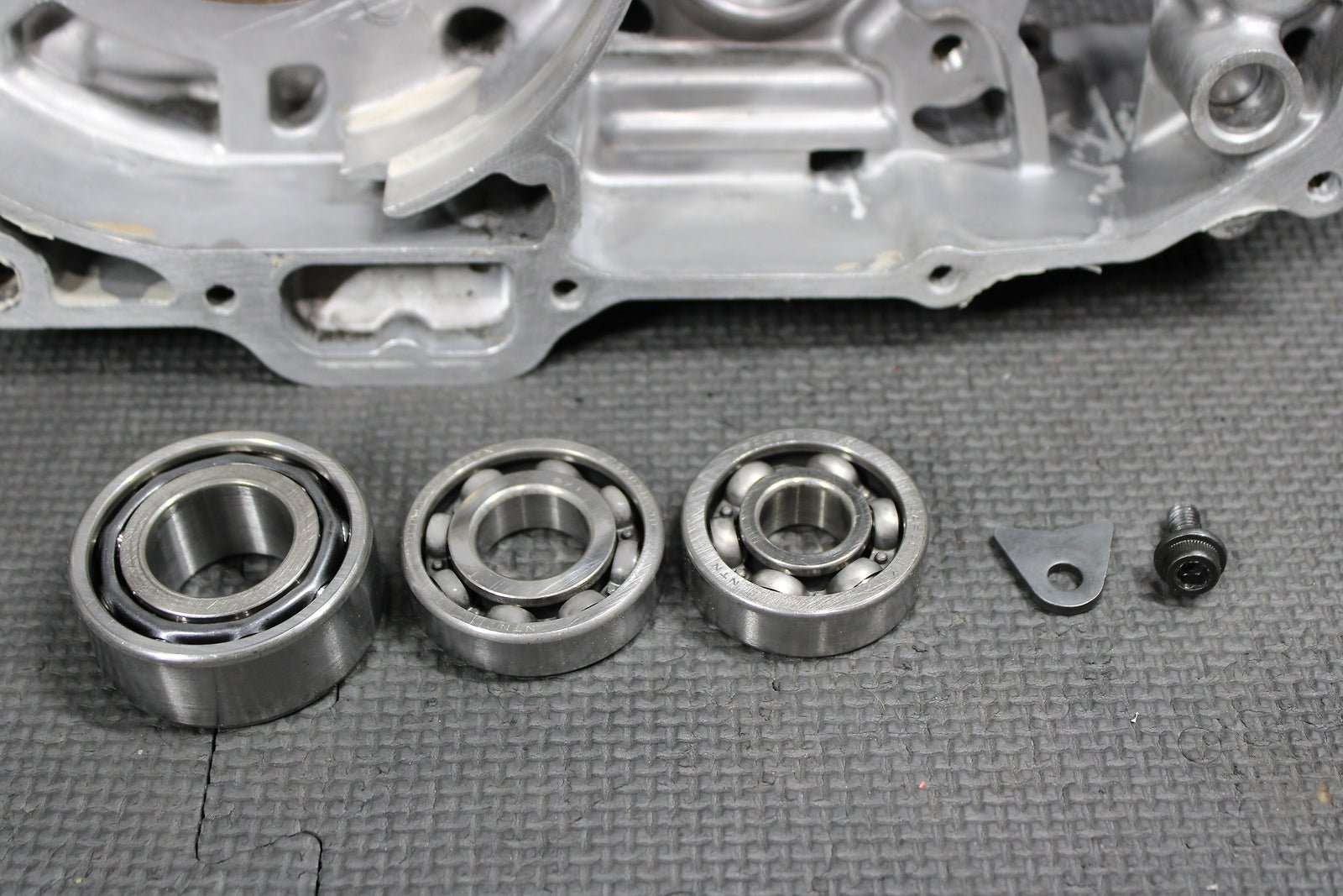 00 - 07 Honda XR650R OEM Right Engine Crankcase Crank Case Block 11100 - Mbn - 671 - hggarage