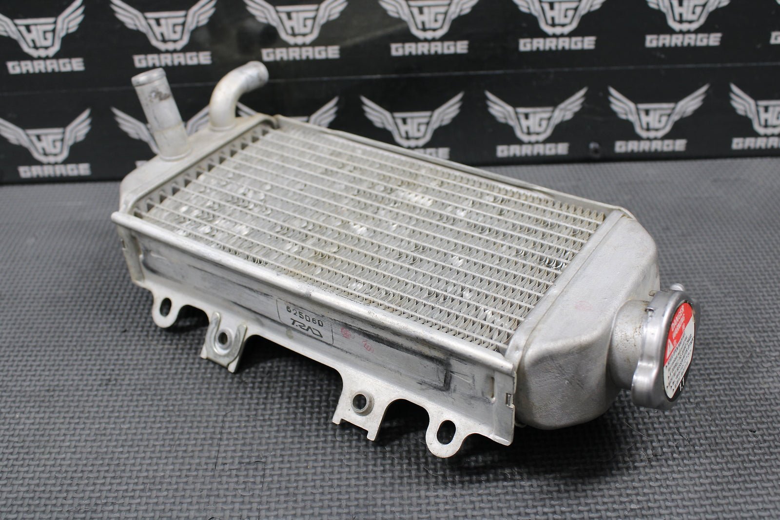 2007 HONDA 07 - 22 CRF150R CRF150RB OEM RIGHT FILL SIDE RADIATOR 19010 - KSE - 003 - hggarage
