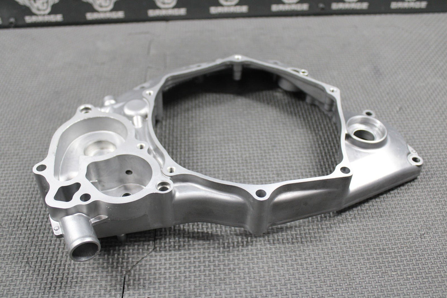 2020 SUZUKI 19 - 25 RMZ250 OEM RIGHT CRANKCASE INNER CLUTCH COVER 11340 - 49H10 GOOD - hggarage