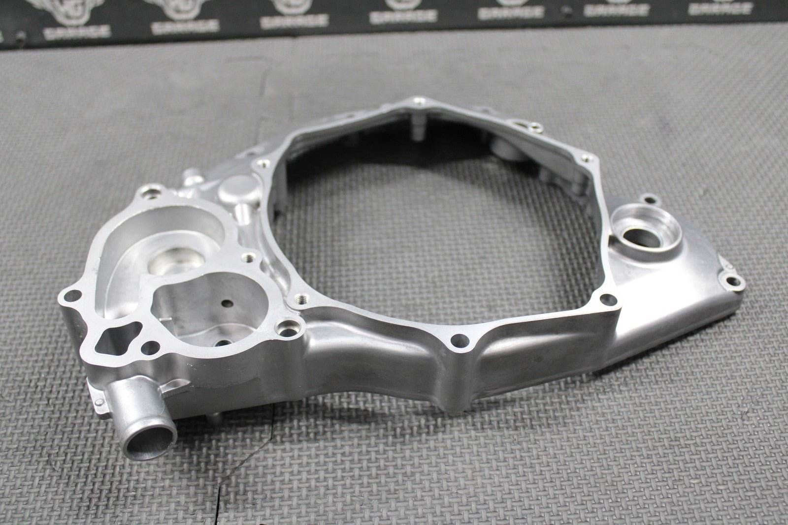 2020 SUZUKI 19 - 25 RMZ250 OEM RIGHT CRANKCASE INNER CLUTCH COVER 11340 - 49H10 GOOD - hggarage