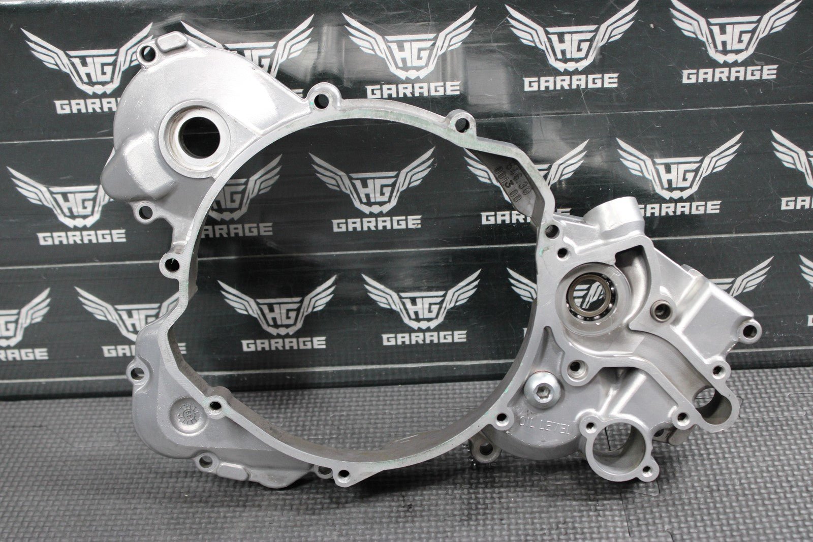 2000 KTM 250 300 EXC OEM RIGHT SIDE ENGINE MOTOR INNER CLUTCH COVER 54630001300 - hggarage